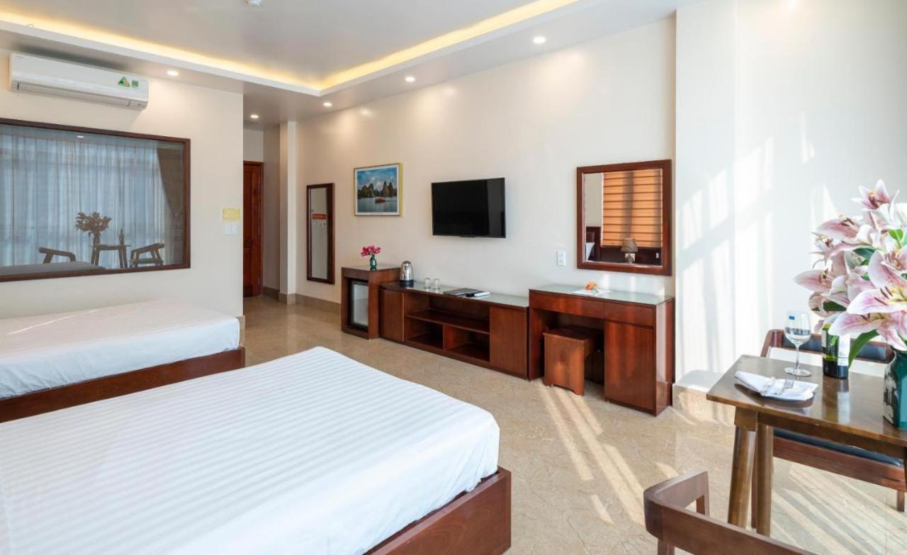 Aroma Cat Ba Sea View Hotel Chan Chau Экстерьер фото